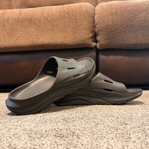Hoka Men's Black Slide Sandals